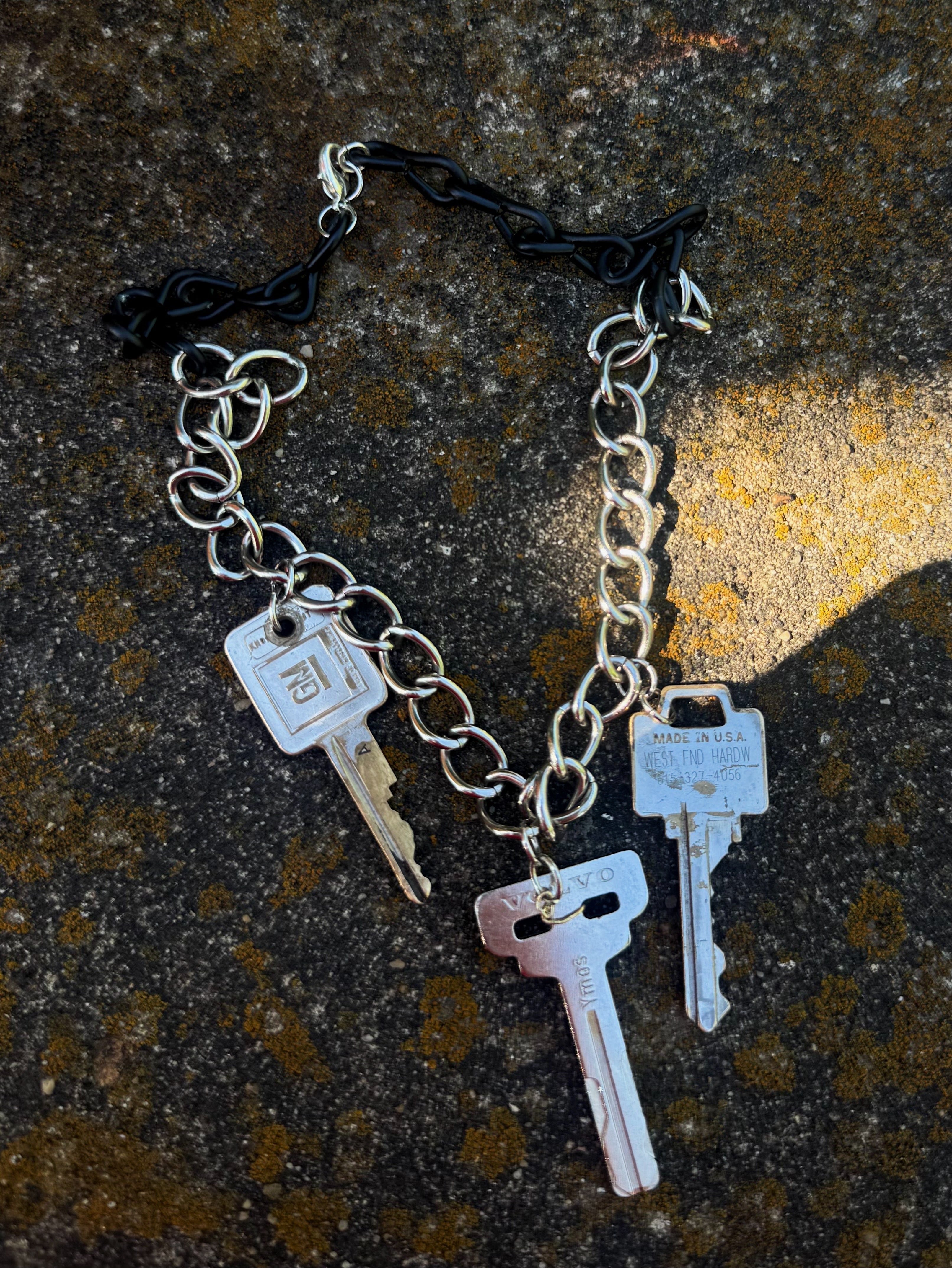 🗝️ Lost & Found 🏠✨